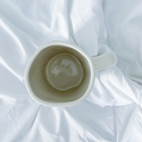 NWOT Rae Dunn Friend Mug - Picture 2 of 4